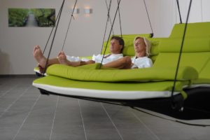 Schwebeliegen Wellness am Woerthersee